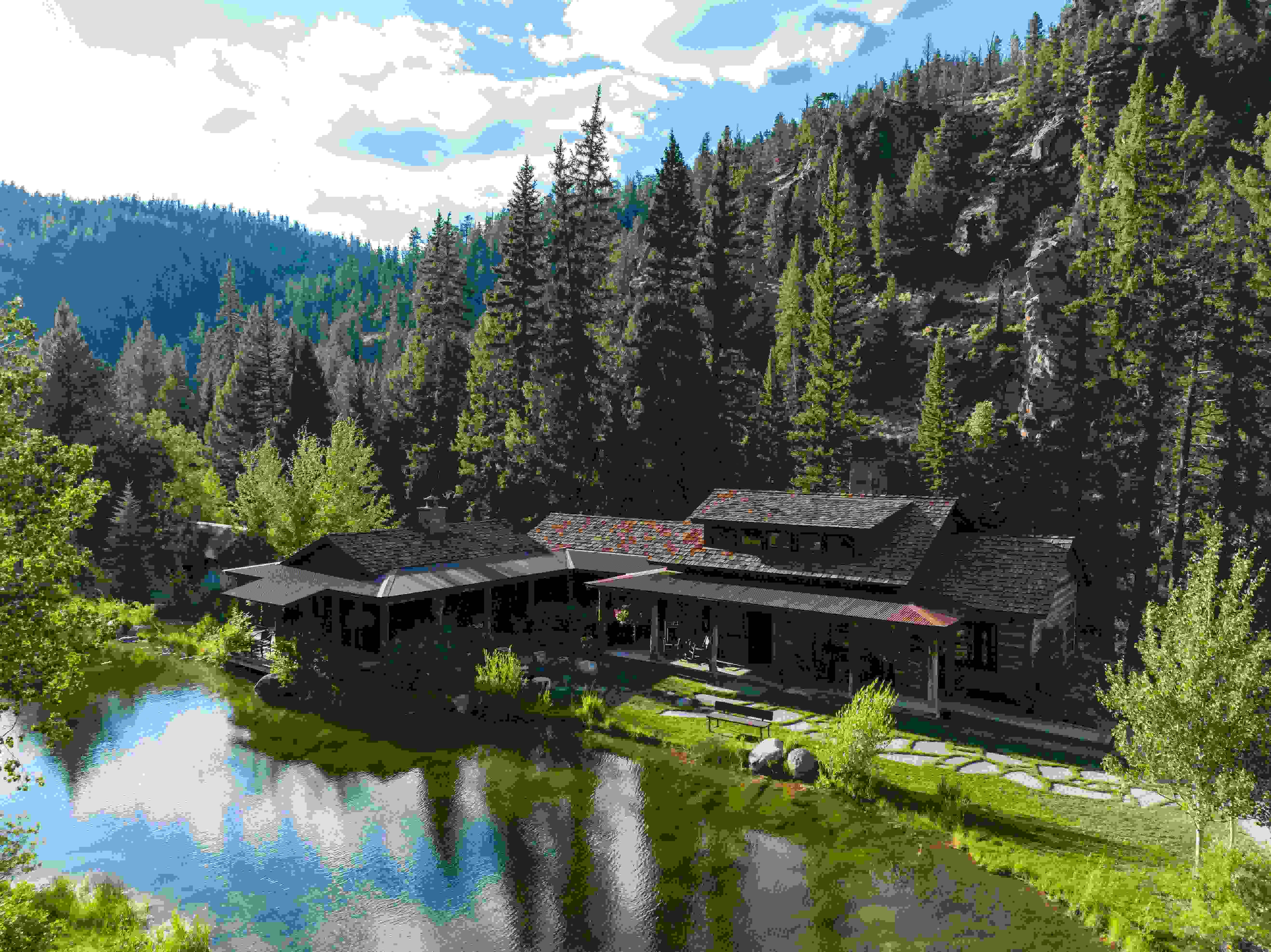 A Perfect Day at Taylor River Lodge